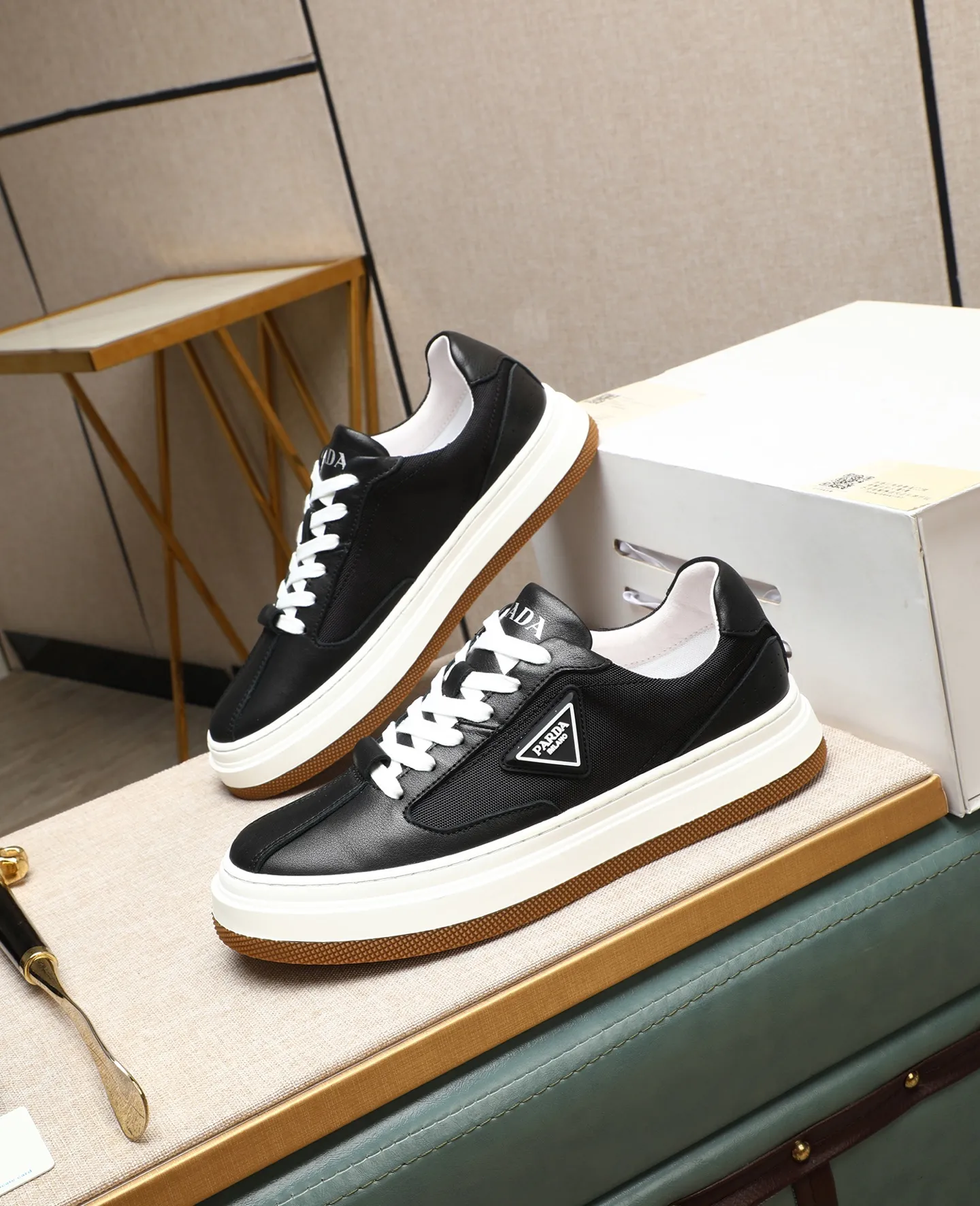 Men's shoes 💰440 🌹🌹[PRADA—Prada] 2025 latest model 🙈original replica! 👟👟👟Available here. The workmanship is top-notch. The upper is made from Italy. 🇮🇹Imported first-layer cowhide. ❗️Breathable genuine leather lining @Suitable for travel. The original version has an enlarged engraved sole, making it suitable for all kinds of travels, showing low-key luxury. Let quality speak for itself. Color: Size: 38-45